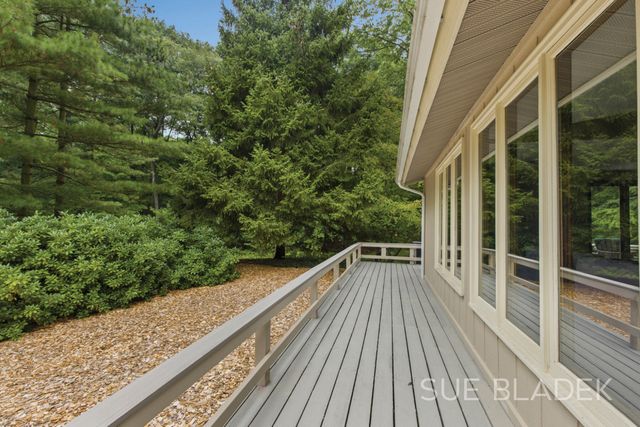 7135 Lakeshore Avenue, Port Sheldon Twp, MI 49460