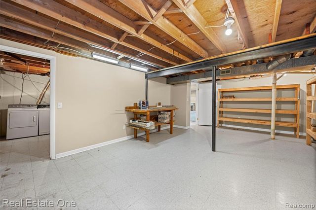 35560 Heritage Lane 55, Farmington, MI 48335