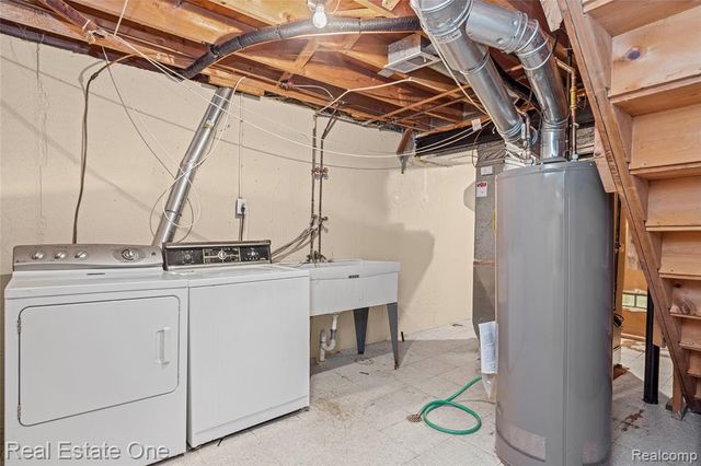 35560 Heritage Lane 55, Farmington, MI 48335