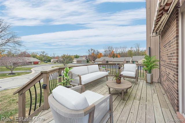 35560 Heritage Lane 55, Farmington, MI 48335