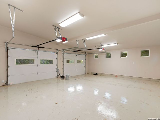 1146 VICTORIA LN, Spring Branch, TX 78070