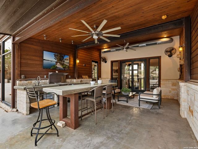 1146 VICTORIA LN, Spring Branch, TX 78070