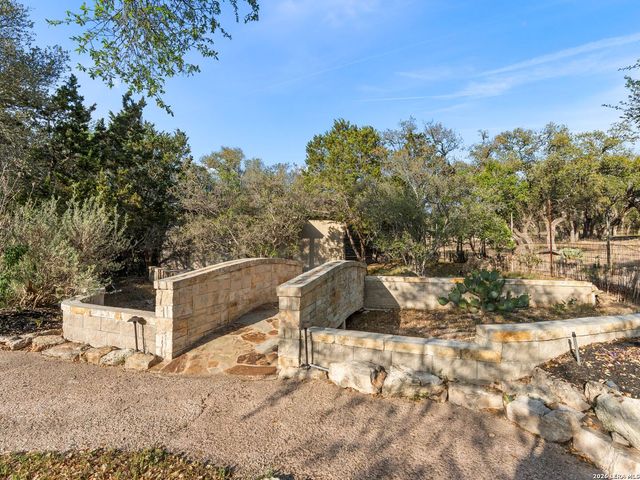 1146 VICTORIA LN, Spring Branch, TX 78070