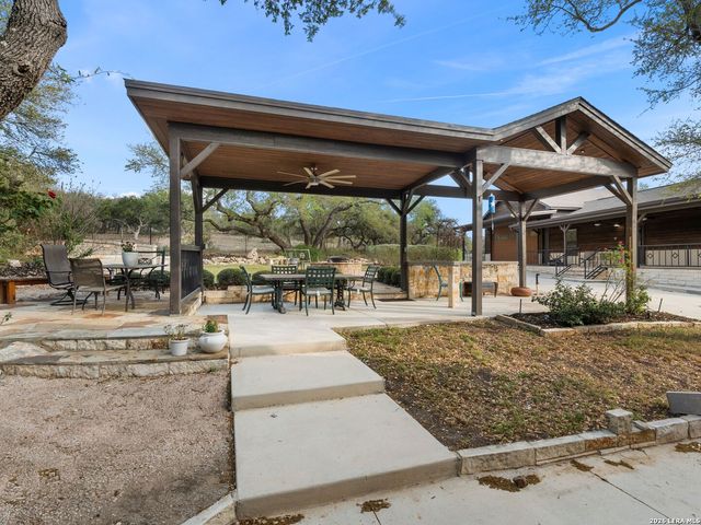 1146 VICTORIA LN, Spring Branch, TX 78070