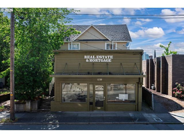 1210 DANIELS St, Vancouver, WA 98660