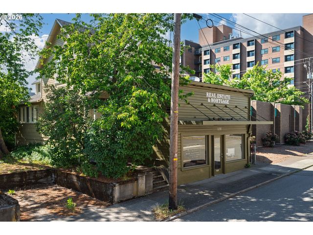 1210 DANIELS St, Vancouver, WA 98660