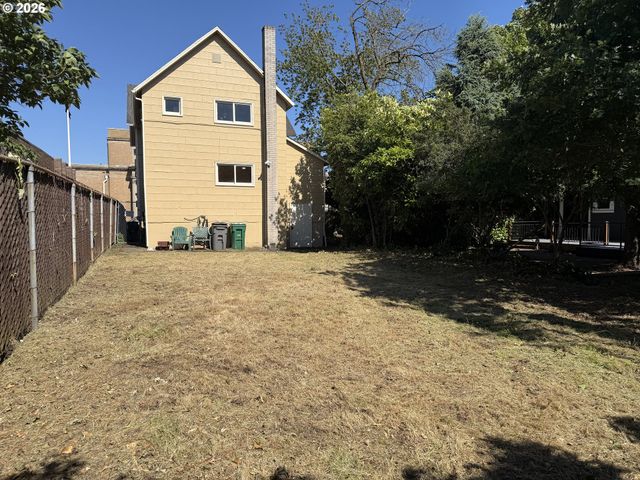 1210 DANIELS St, Vancouver, WA 98660
