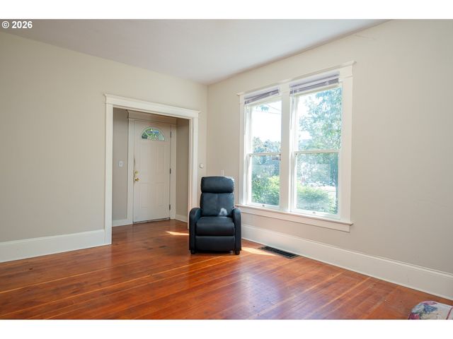 1210 DANIELS St, Vancouver, WA 98660
