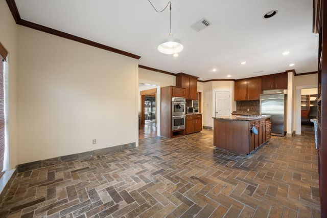 158 Uriah DR, Elgin, TX 78621