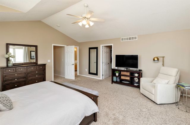 12306 Prairie Drive, Urbandale, IA 50323