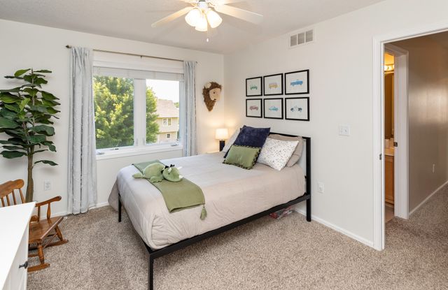 12306 Prairie Drive, Urbandale, IA 50323