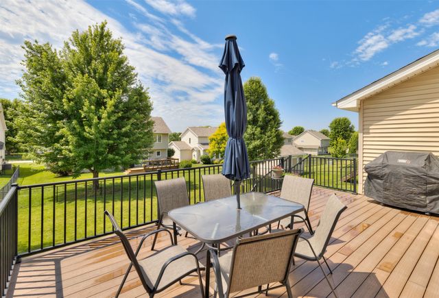 12306 Prairie Drive, Urbandale, IA 50323