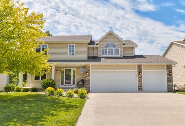 12306 Prairie Drive, Urbandale, IA 50323