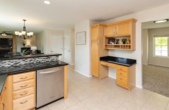 12306 Prairie Drive, Urbandale, IA 50323