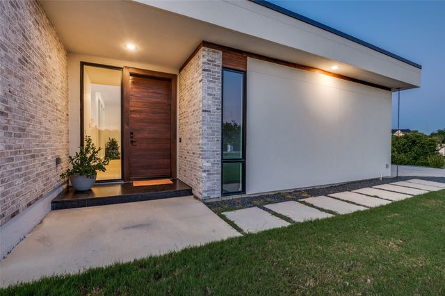 3120 Sanctuary Drive, Grand Prairie, TX 75104