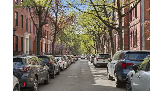 227 WARREN Street, New York City, NY 11201