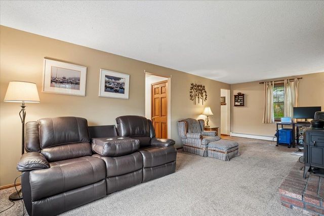 93 English Range Road, Derry, NH 03038
