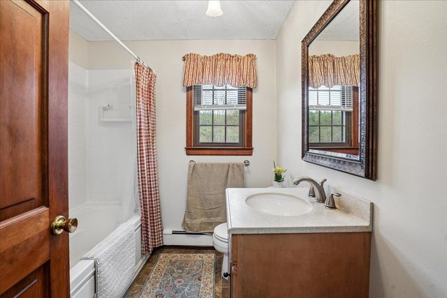 93 English Range Road, Derry, NH 03038