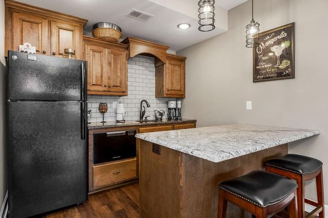 27810 E 133rd Court, Lee's Summit, MO 64086