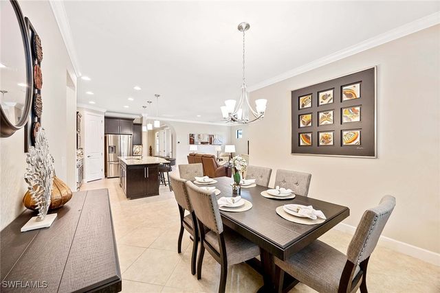 7049 Live Oak DR, Naples, FL 34114