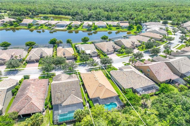 7049 Live Oak DR, Naples, FL 34114