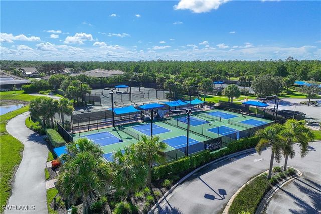 7049 Live Oak DR, Naples, FL 34114