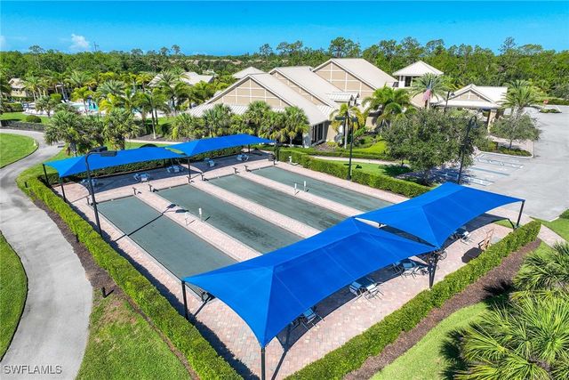 7049 Live Oak DR, Naples, FL 34114