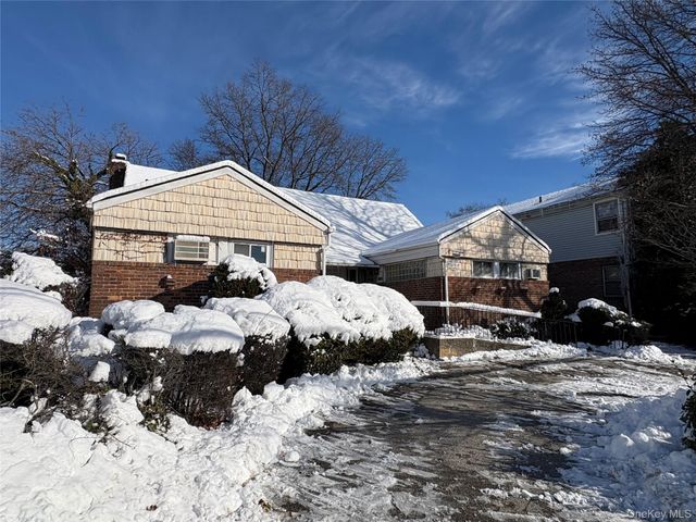 1800 Dutch Broadway, Elmont, NY 11003