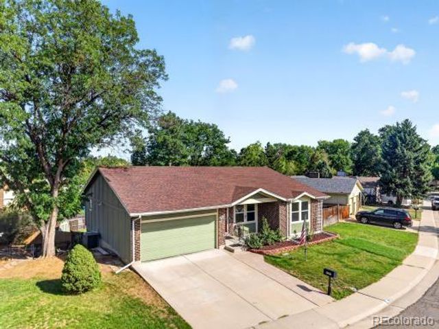 8399 W 77th Way, Arvada, CO 80005