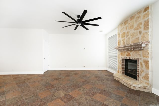 8910 Los Sonoma Rio, Helotes, TX 78023