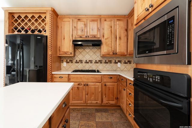 8910 Los Sonoma Rio, Helotes, TX 78023