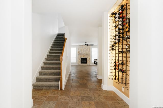 8910 Los Sonoma Rio, Helotes, TX 78023