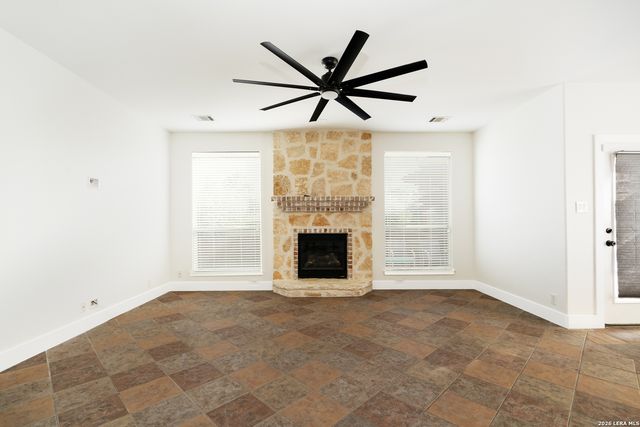 8910 Los Sonoma Rio, Helotes, TX 78023