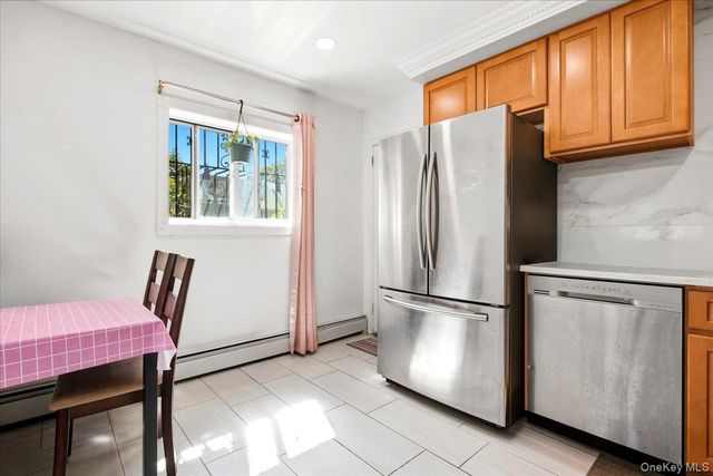 77-32 160th Street, Fresh Meadows, NY 11366