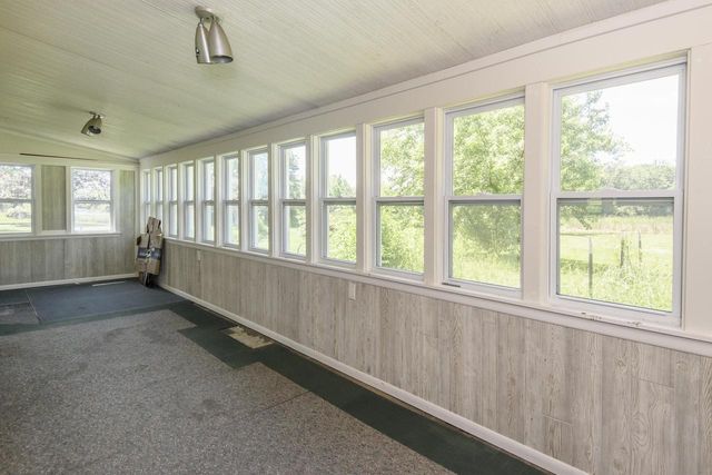 W224S9735 Big Bend Dr, Big Bend, WI 53103