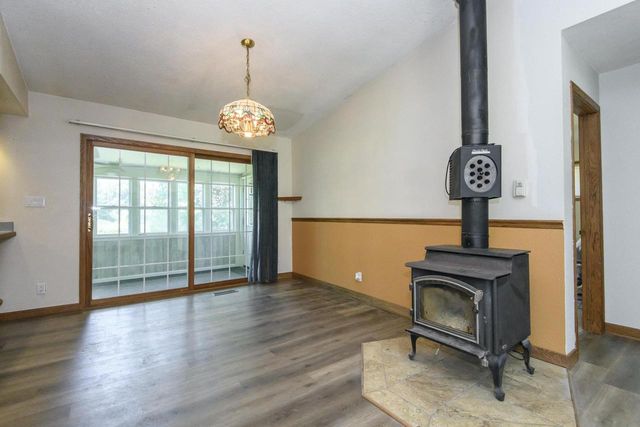 W224S9735 Big Bend Dr, Big Bend, WI 53103