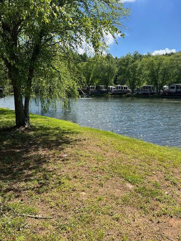 212 Vista Circle, Blairsville, GA 30512
