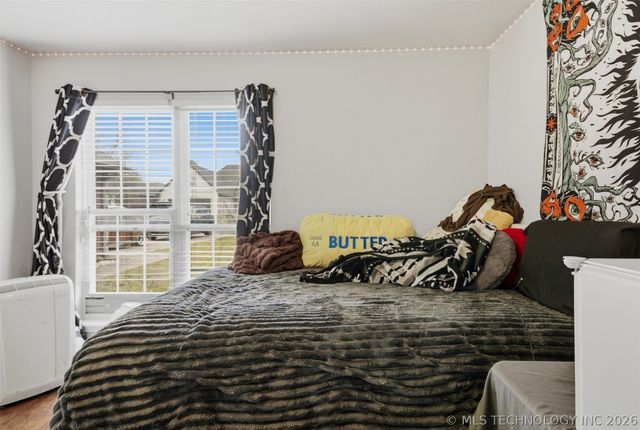 8114 Forrest Glenn Road, Claremore, OK 74019