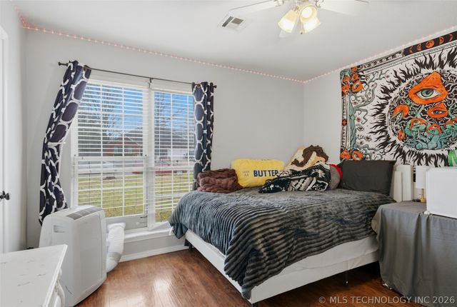 8114 Forrest Glenn Road, Claremore, OK 74019