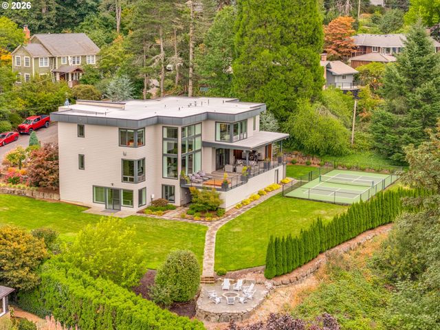 707 Nw SKYLINE CREST Rd, Portland, OR 97229
