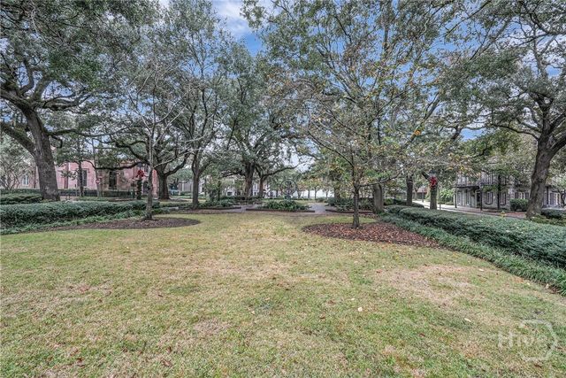 501 E Charlton Street E, Savannah, GA 31401