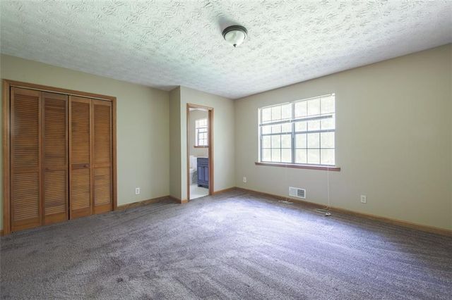 310 SUMMERWOOD Lane, Stockbridge, GA 30281