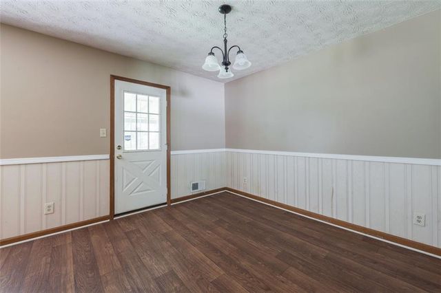 310 SUMMERWOOD Lane, Stockbridge, GA 30281
