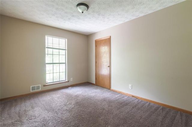 310 SUMMERWOOD Lane, Stockbridge, GA 30281