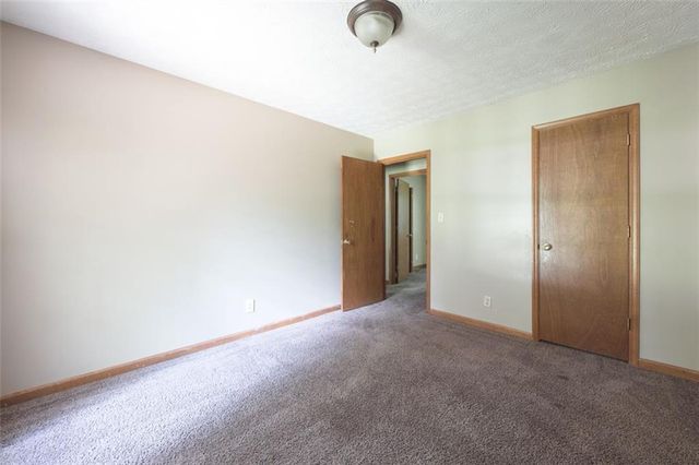 310 SUMMERWOOD Lane, Stockbridge, GA 30281