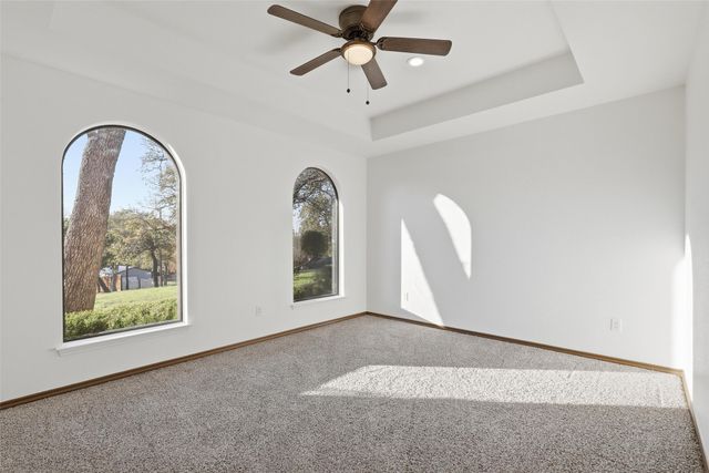 612 Shady Oaks Trail, Burleson, TX 76028