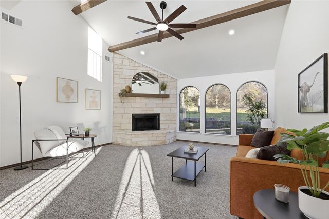 612 Shady Oaks Trail, Burleson, TX 76028