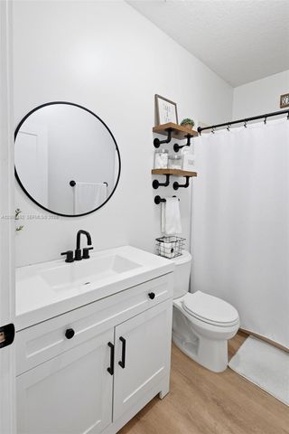 16314 SW 57th St, Miami, FL 33193