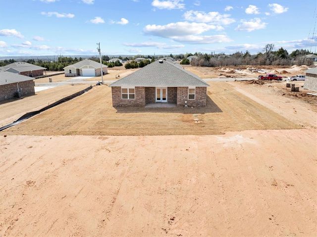 5190 Grassland Drive, Guthrie, OK 73044