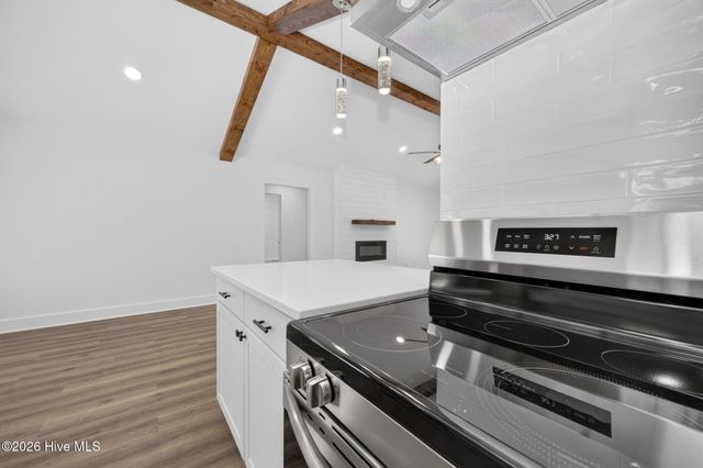 137 NE 31st Street, Oak Island, NC 28465